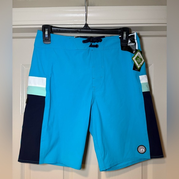 NWT Volcom Boys Minxed Liberators Board Shorts‎ Surf Swim Summer Vacation Resort - Picture 2 of 6